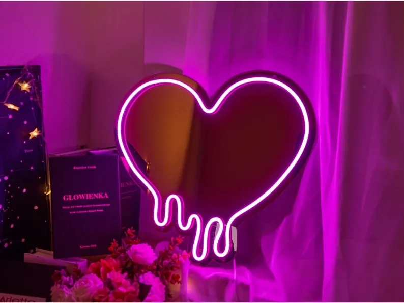 Neon Heart Mirror Sign – Aesthetic LED Wall Light for Romantic Room Design